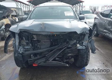 2022 Nissan Frontier Pro-4X 4X4 z USA, uszkodzony, nr VIN 1N6ED1EK6NN676566